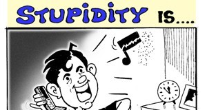 2011-07-31: Stupidity is: To Sing Off-Key “Romantic” Songs on the phone!!