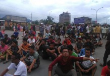 INDIA: Government Masterplan: Kick the Students Out of School ILPS Demand Protest in Manipur - Students injured in police action