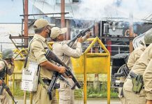 Cops, cop aspirants clash, indefinite bandh called