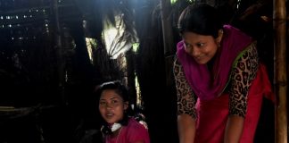 Ningel Thumkhong – traditional salt production in Manipur