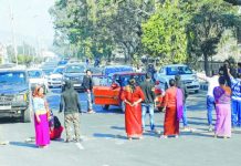 24 hours bandh paralyses State, 2 women hurt in confrontation with cops