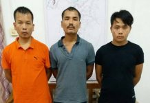 Arms smugglers held