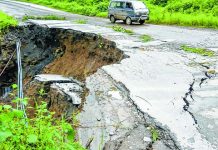 Road caves in, NH-2 closed till 2 pm today