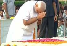 Cong leaders, Modi pay tributes to Indira Gandhi