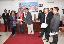 CM N. Biren distributes loans amounting Rs. 54 lakhs to 45 beneficiaries